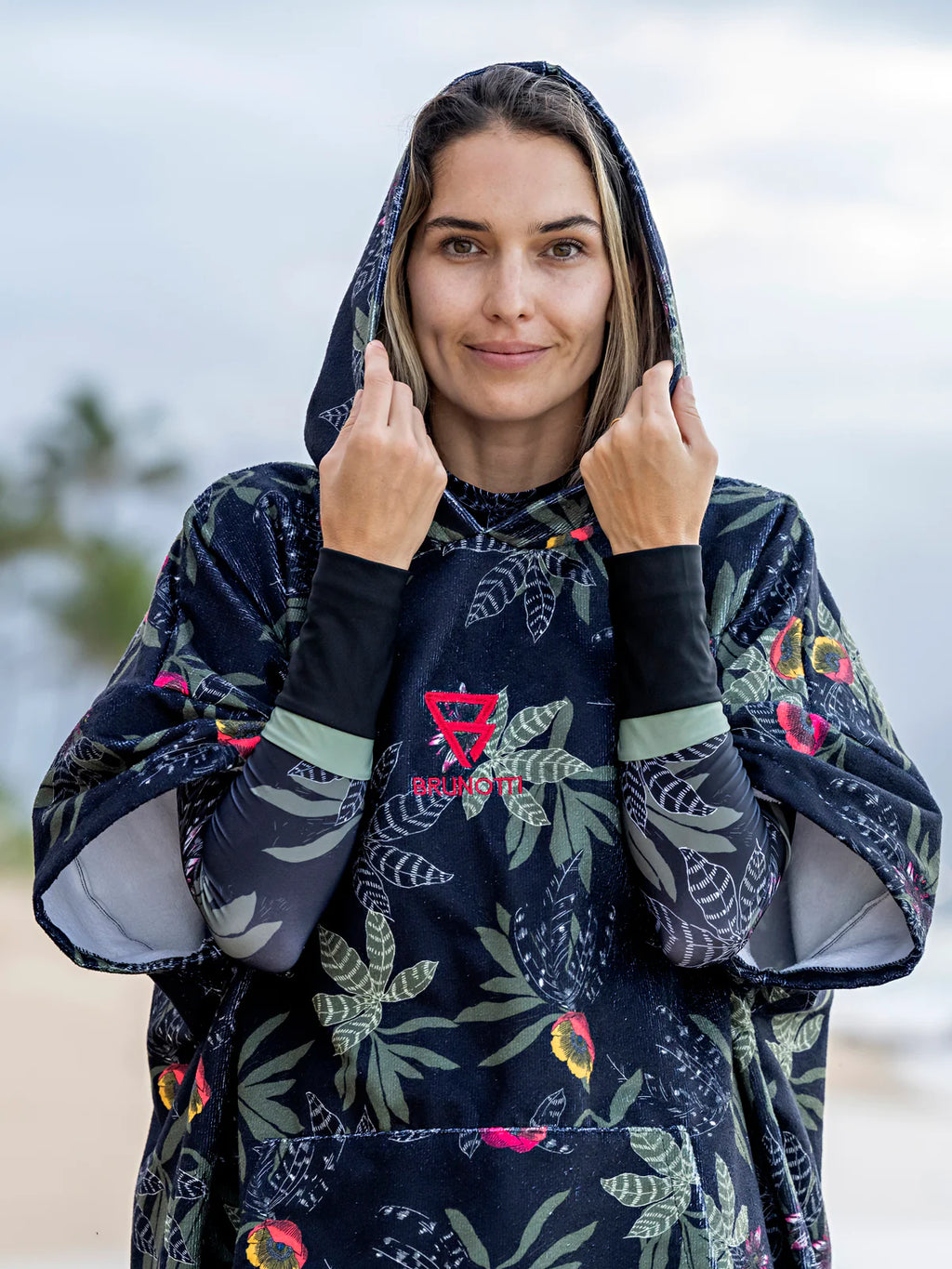 Poncha Ladies Poncho | Black Edition