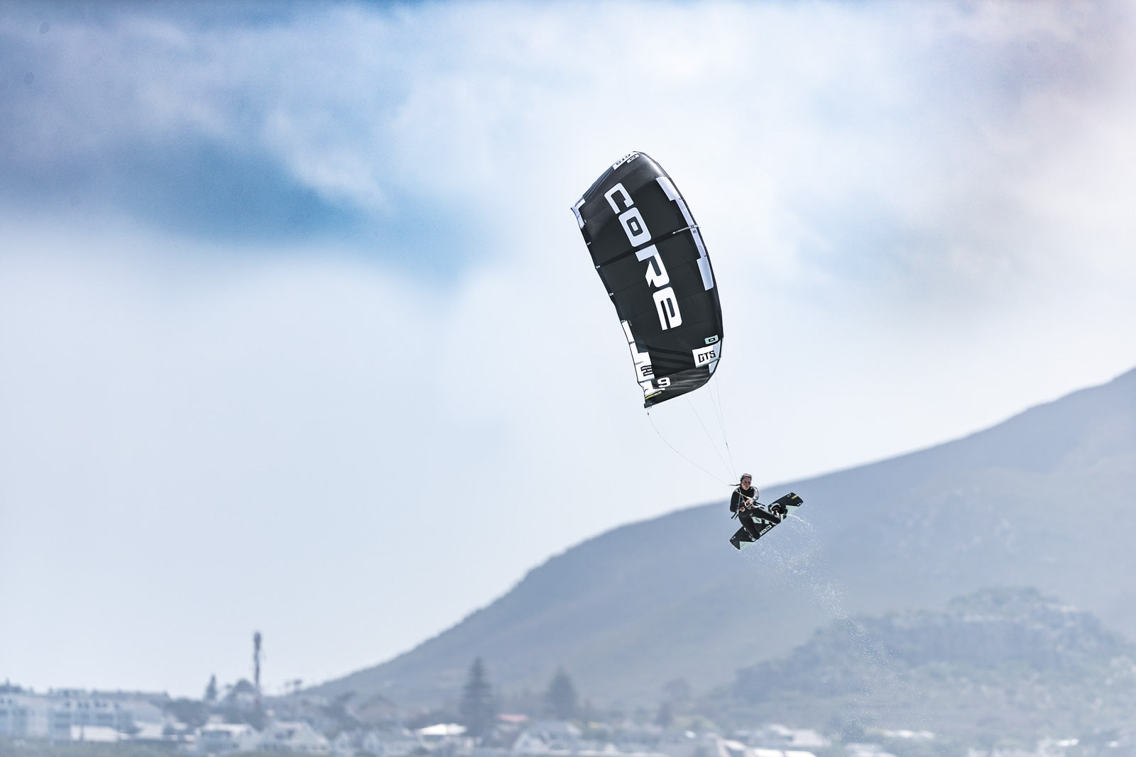 CORE GTS6 Kite